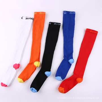 Chaussettes de football de compression de vente chaude chaussettes de football en gros